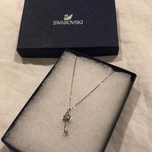 swarvoski key necklace